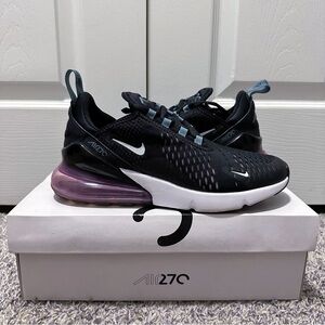 Nike Air Max 270